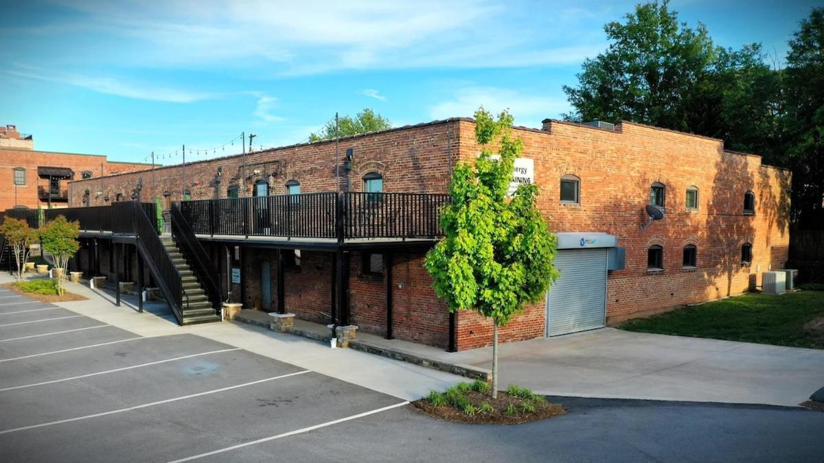 Humble Abode Hotel Hickory Luaran gambar